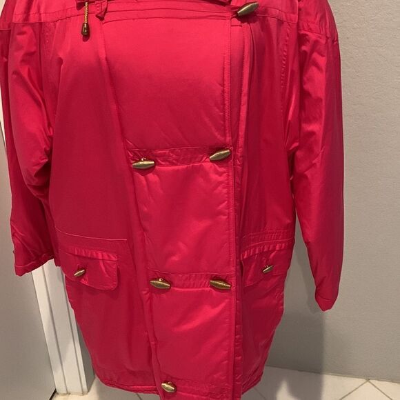 London Fog Coat  - Picture 3 of 14